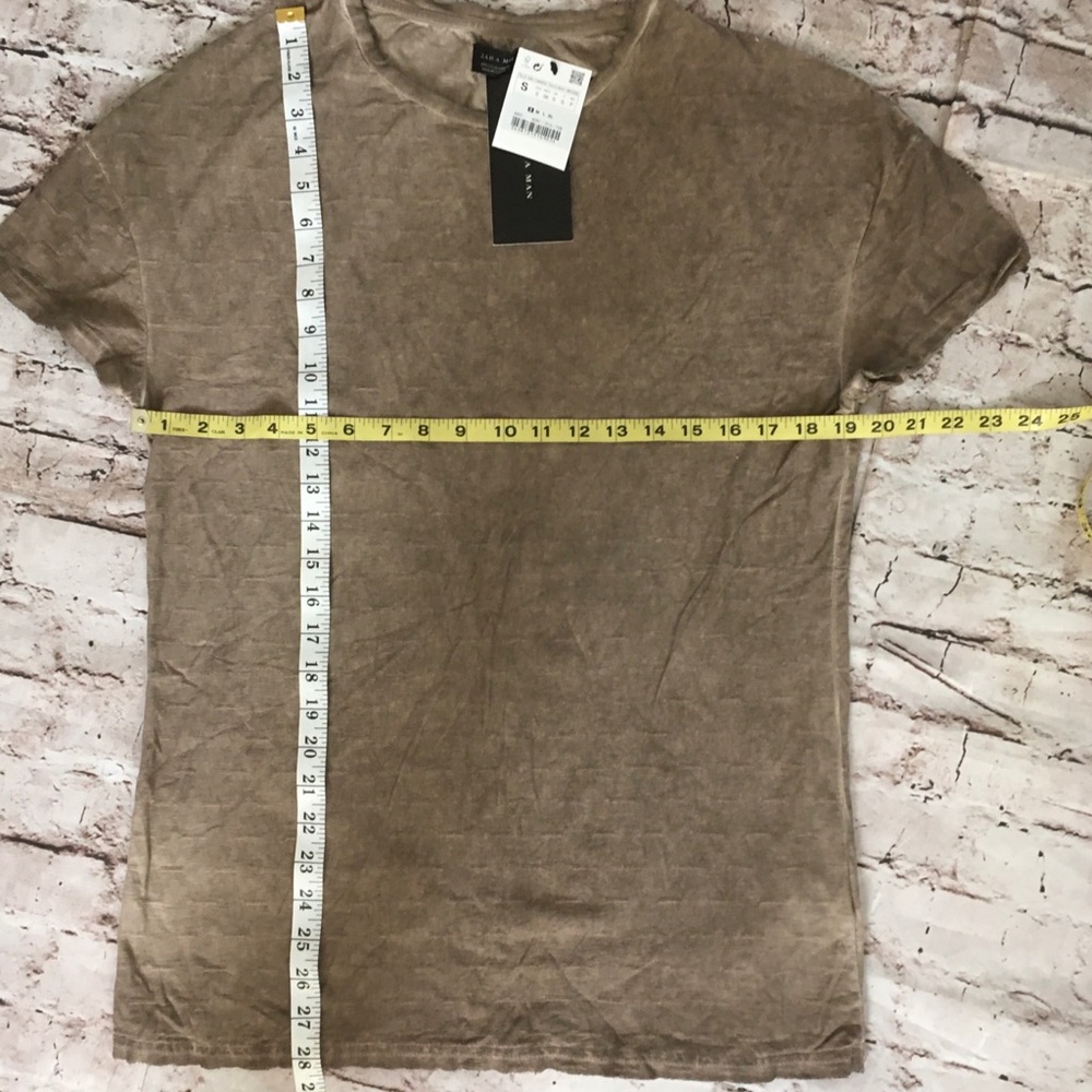 NWT Zara man cotton textured tees - Picture 3 of 10
